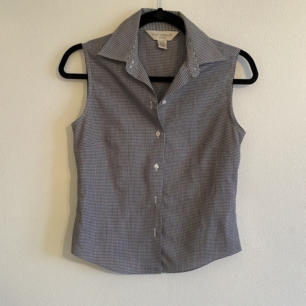 Gingham Button Up Blouse - Picture 2 of 5